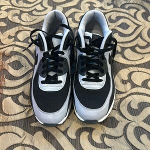 Nike Airmax worn once